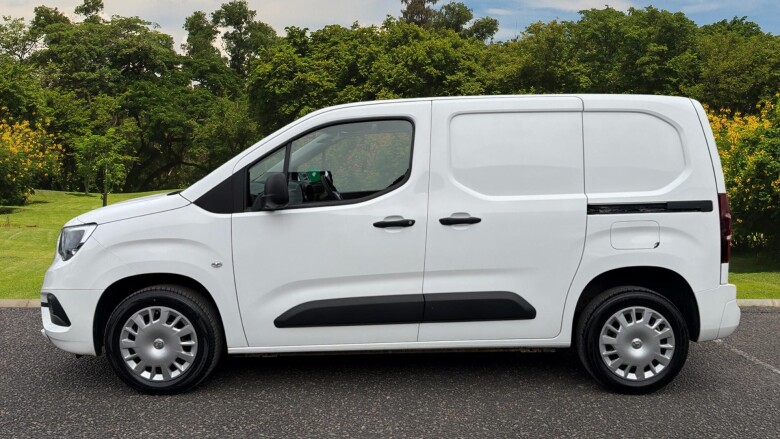 Vauxhall Combo Cargo Combo L1 Diesel 2300 1.5 Turbo D 100ps H1 Sportive Van